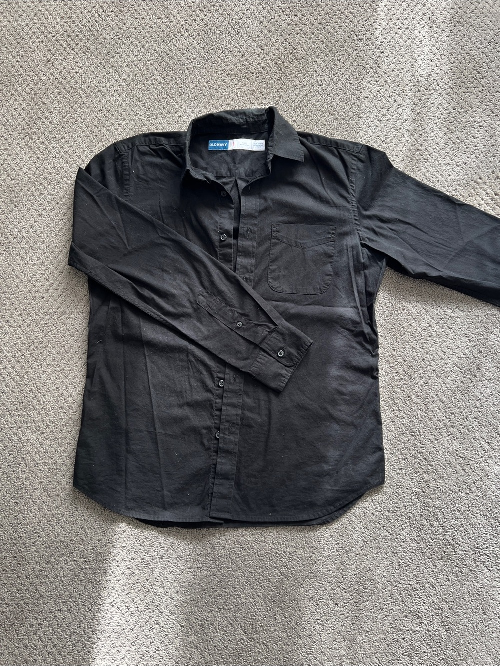 Old Navy Black Men's (Boy’s) Long Sleeve Button-Down Shirt